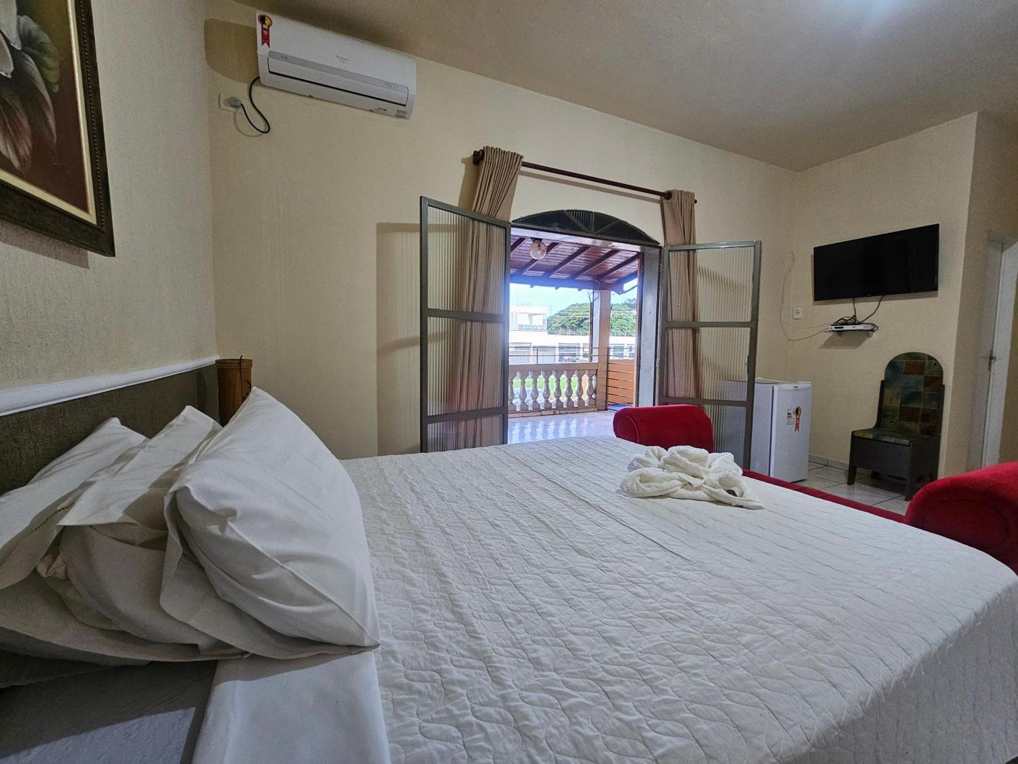 Esplanada Hotel Paraguacu Paulista ภายนอก รูปภาพ